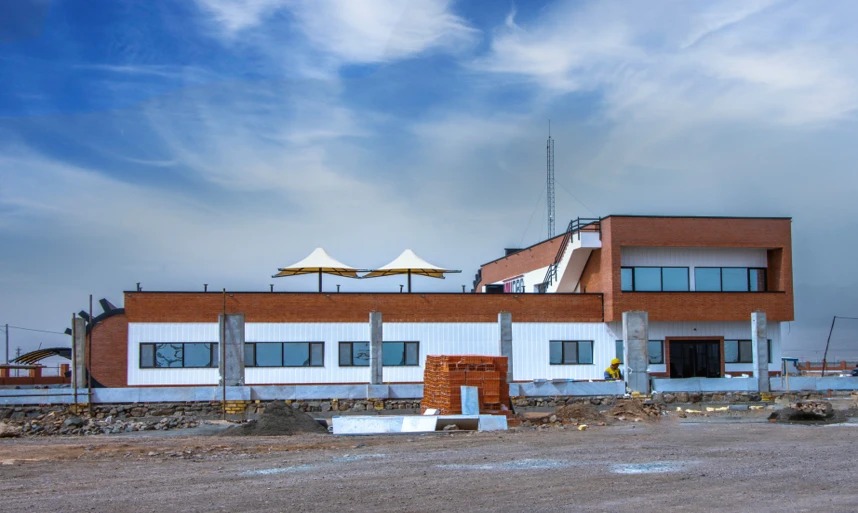 Side view during construction
